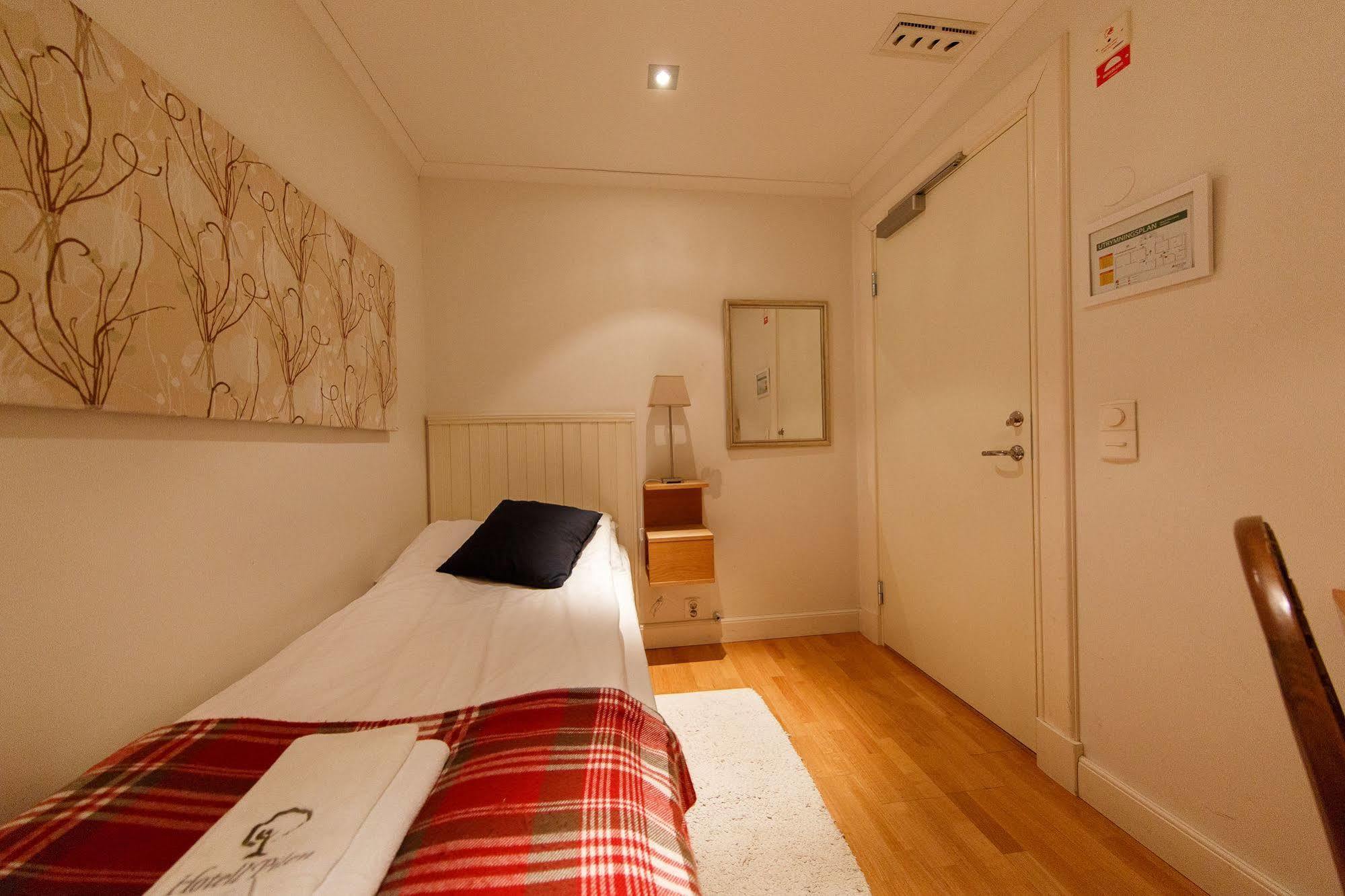 Hotell Pilen Umeå Extérieur photo