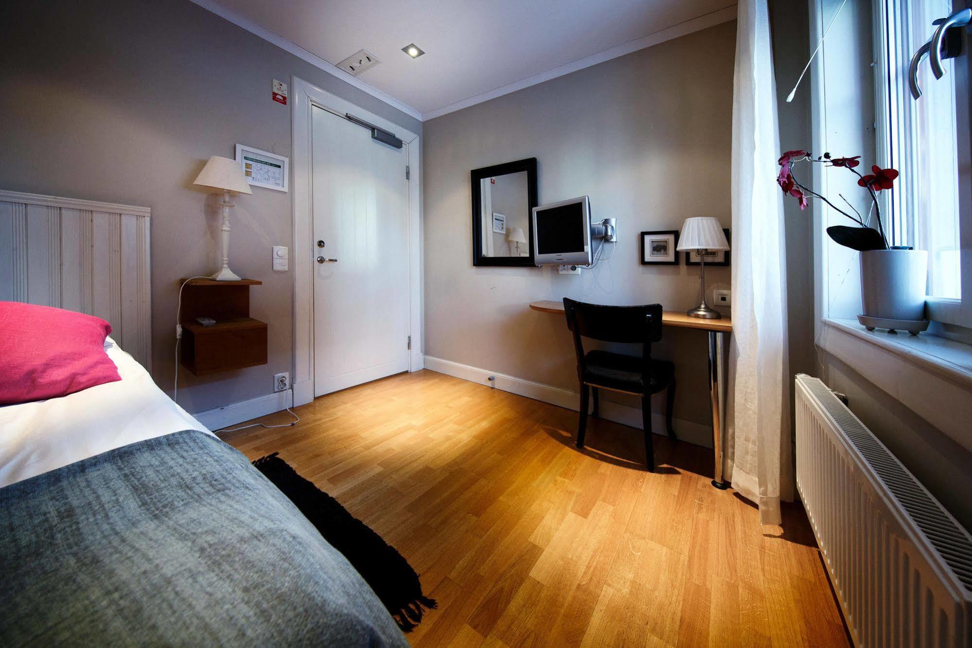 Hotell Pilen Umeå Extérieur photo
