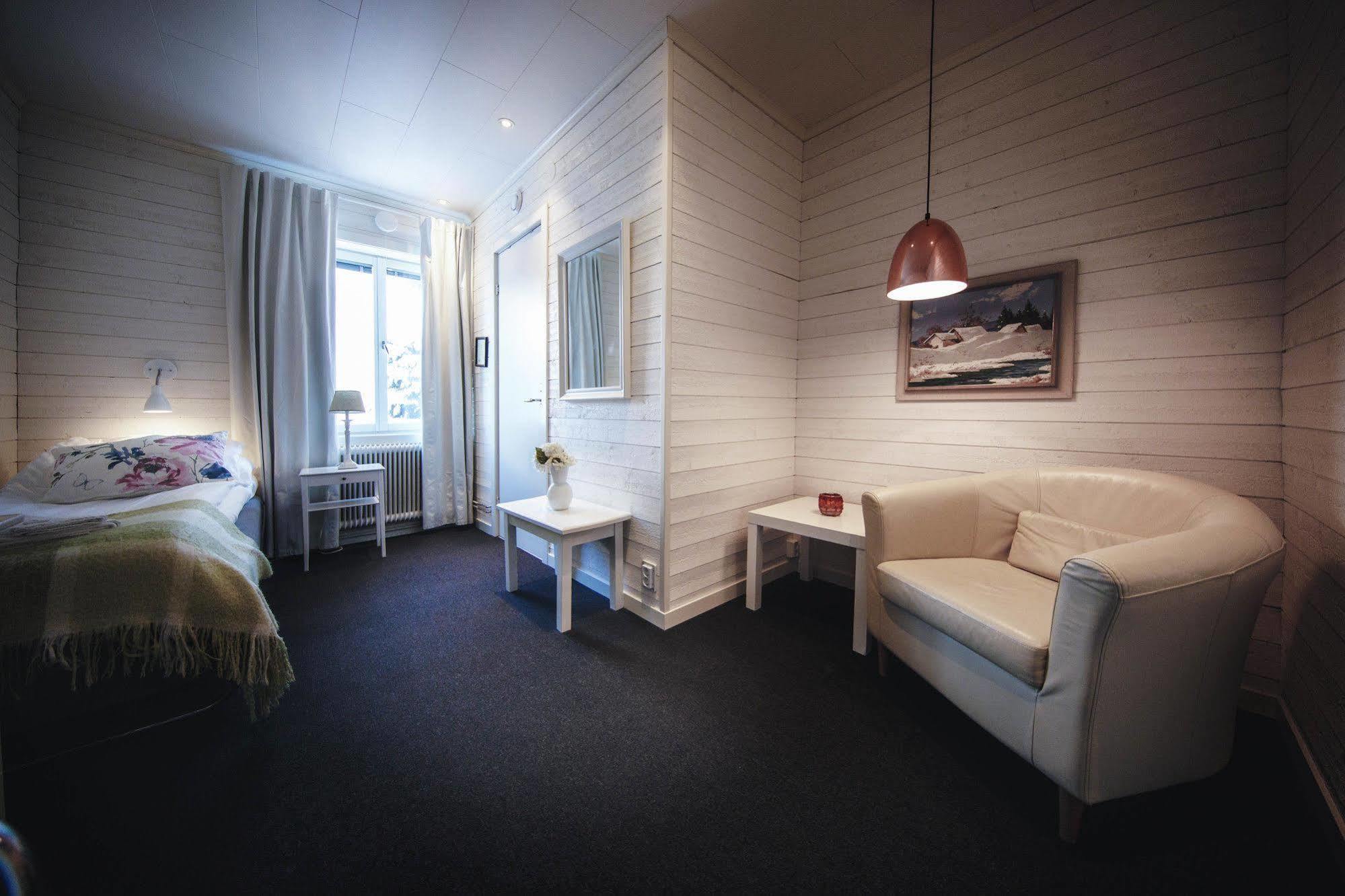 Hotell Pilen Umeå Extérieur photo